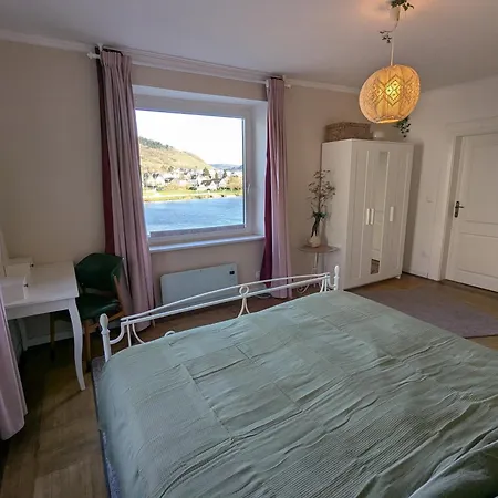 Voll Ausgestattete Mit Moselblick