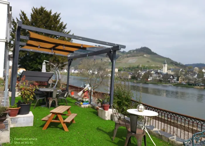 Voll Ausgestattete Mit Moselblick Appartement